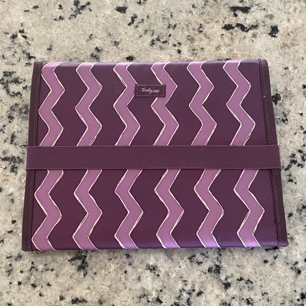 Thirty-One Purple Zigzag Binder
